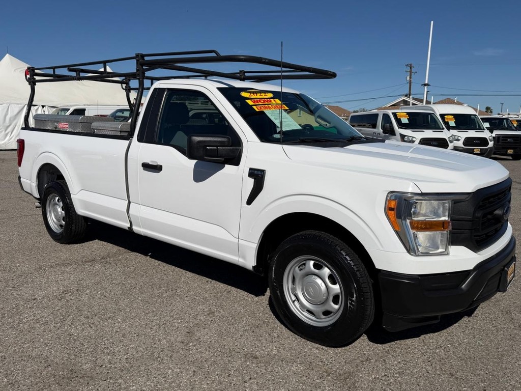 Ford F-150 Vehicle Full-screen Gallery Image 05