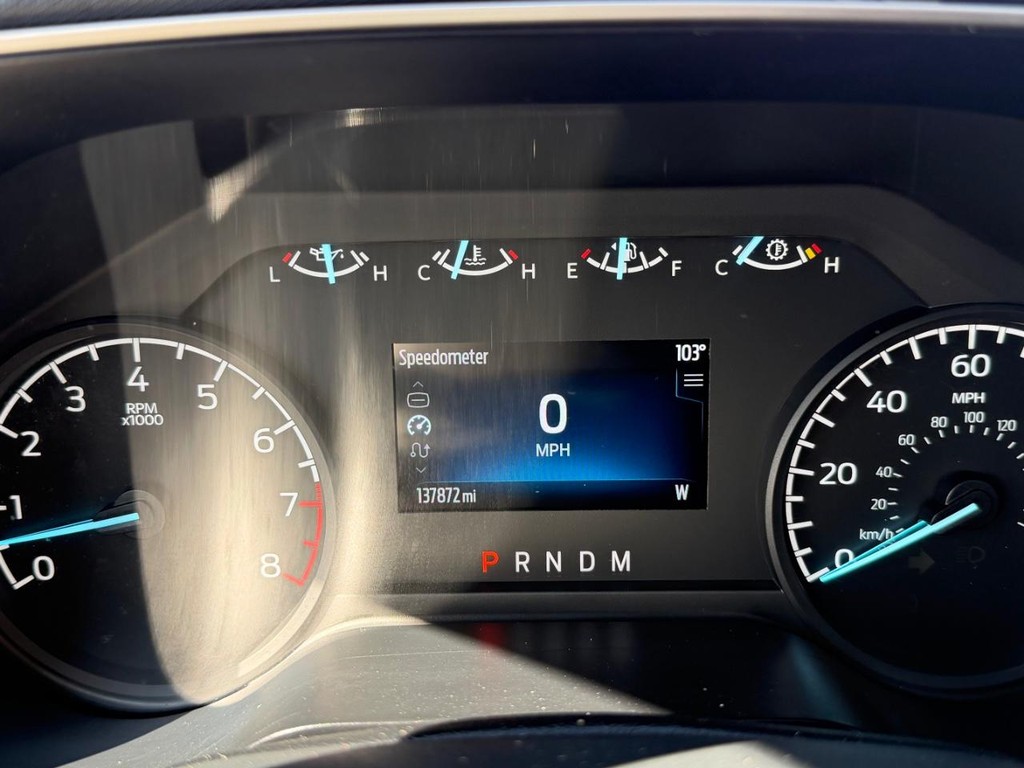 Ford F-150 Vehicle Full-screen Gallery Image 28