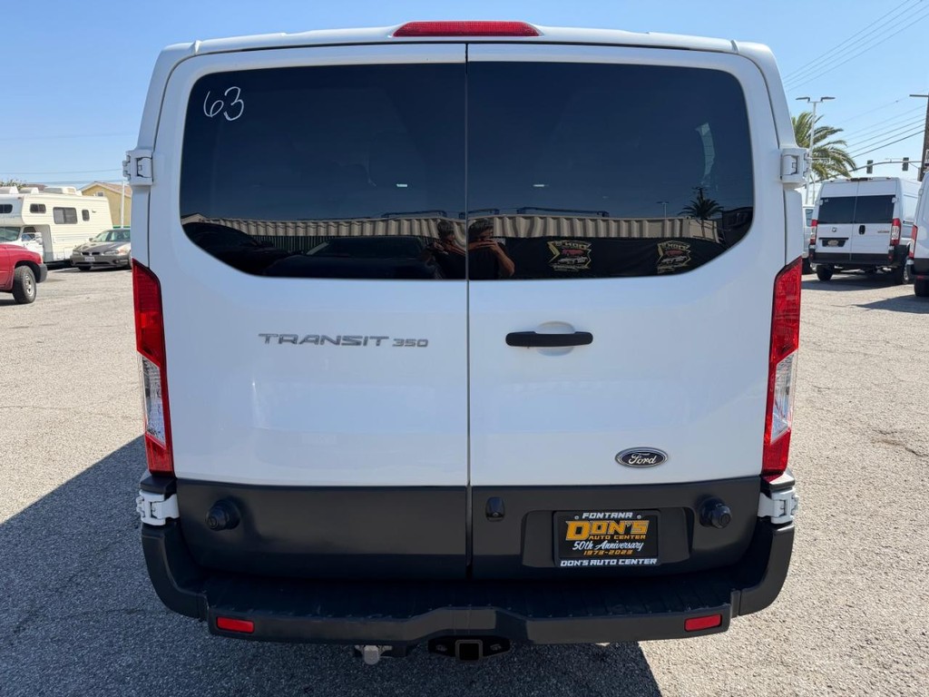 Ford Transit 350 Vehicle Full-screen Gallery Image 08