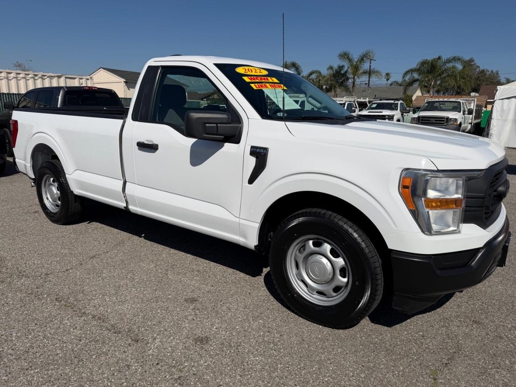 Ford F-150 Vehicle Full-screen Gallery Image 03