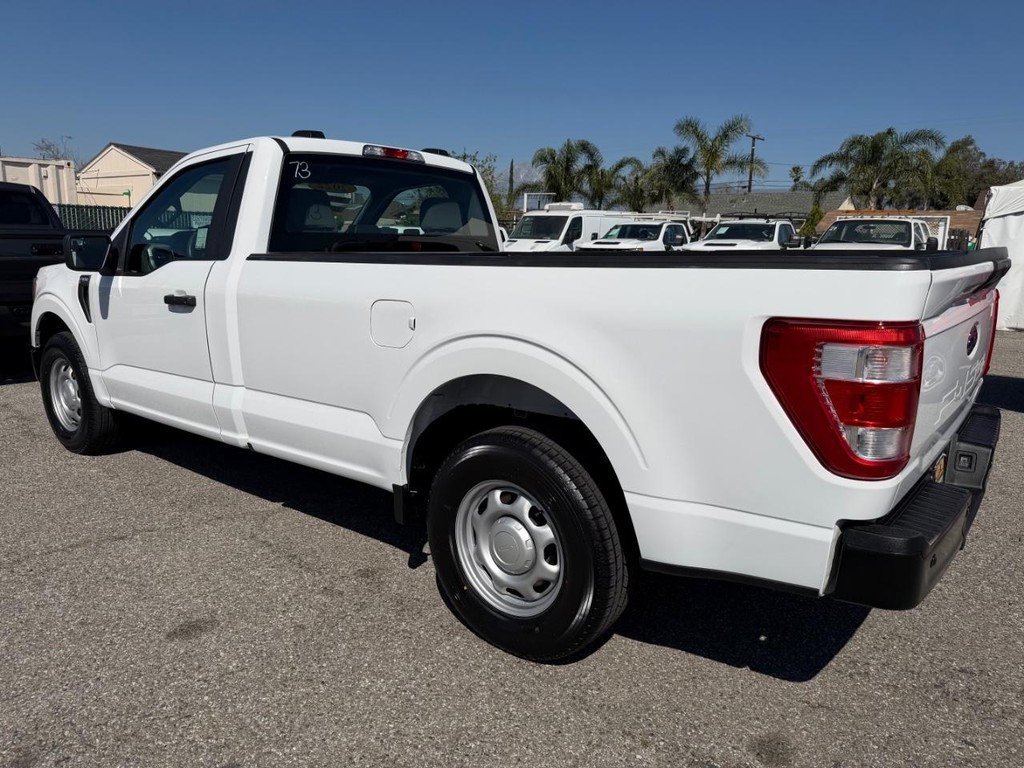 Ford F-150 Vehicle Full-screen Gallery Image 09