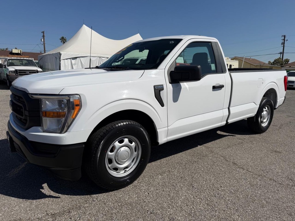 Ford F-150 Vehicle Full-screen Gallery Image 12