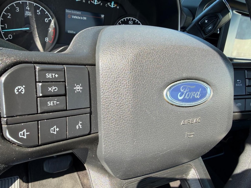 Ford F-150 Vehicle Full-screen Gallery Image 28