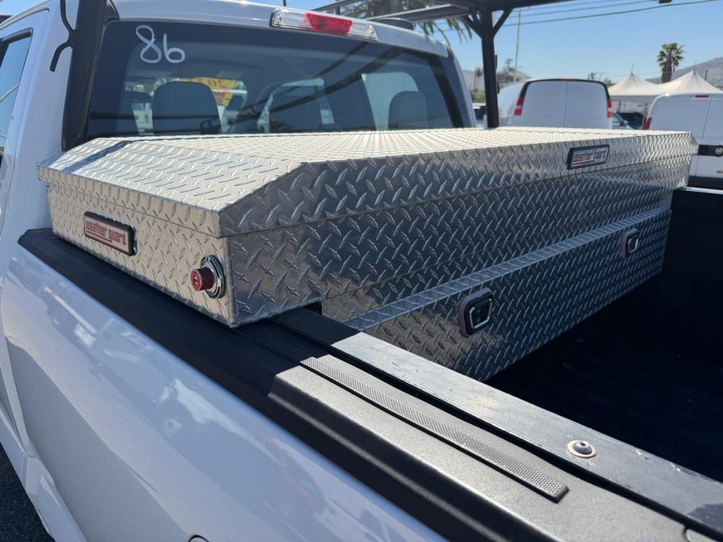 Ford F-150 Vehicle Full-screen Gallery Image 42