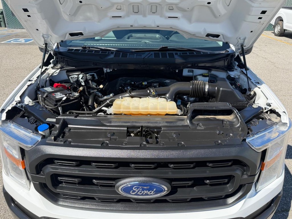 Ford F-150 Vehicle Full-screen Gallery Image 45