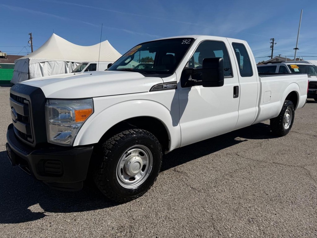 Ford F-250 Vehicle Full-screen Gallery Image 12