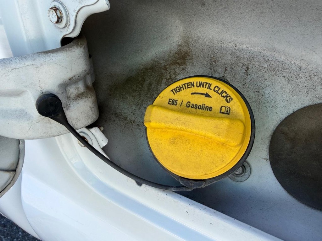 Ford F-250 Vehicle Full-screen Gallery Image 30