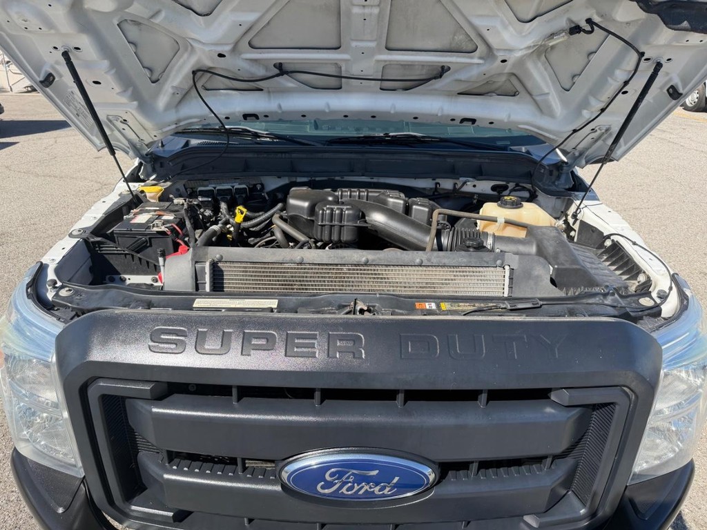 Ford F-250 Vehicle Full-screen Gallery Image 33