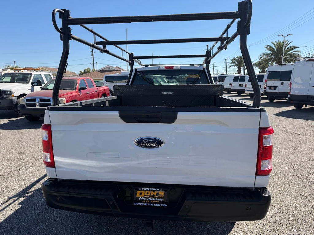 Ford F-150 Vehicle Full-screen Gallery Image 08