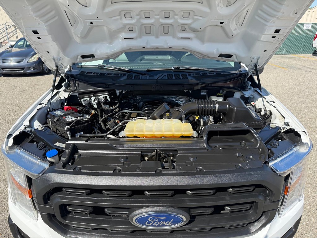 Ford F-150 Vehicle Full-screen Gallery Image 40