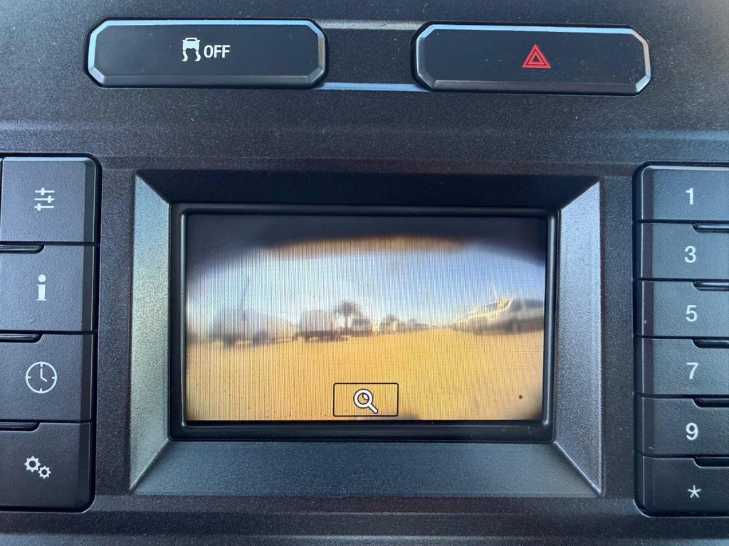 Ford F-350 Vehicle Full-screen Gallery Image 54