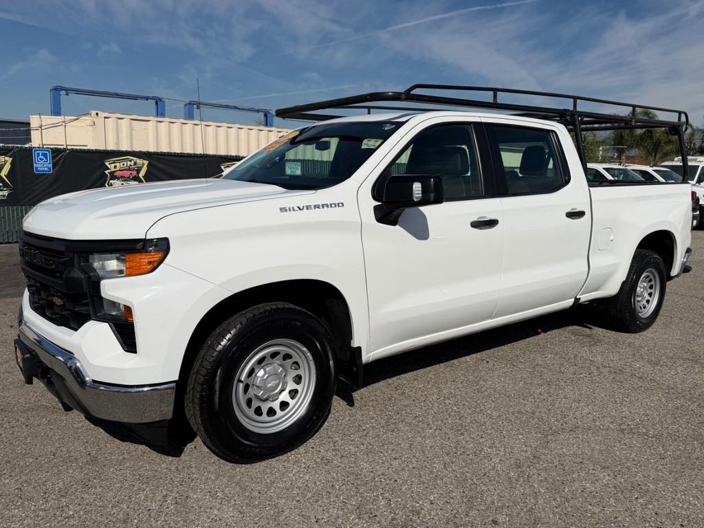 Chevrolet Silverado 1500 Vehicle Full-screen Gallery Image 12
