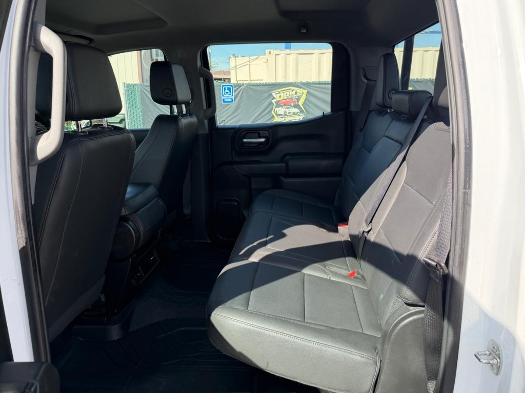 Chevrolet Silverado 1500 Vehicle Full-screen Gallery Image 39