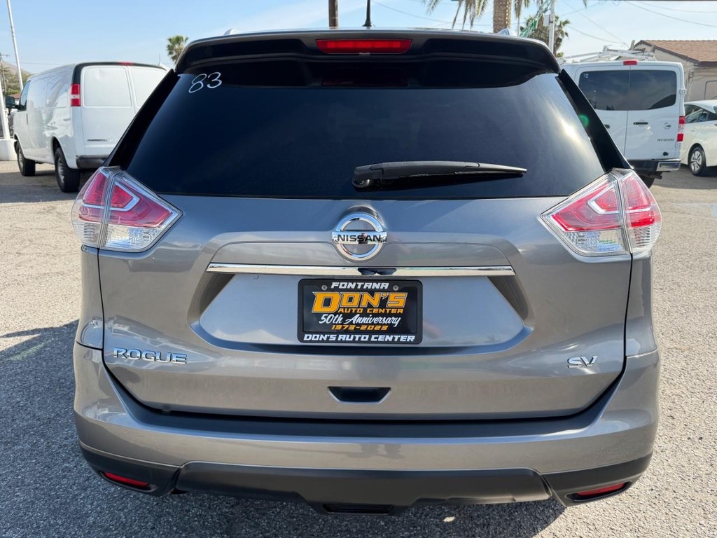 Nissan Rogue Vehicle Full-screen Gallery Image 08