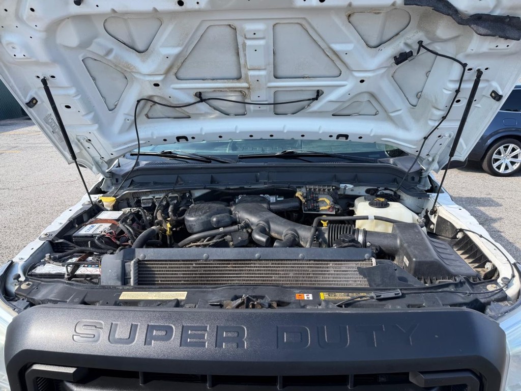 Ford F-550 Vehicle Full-screen Gallery Image 53