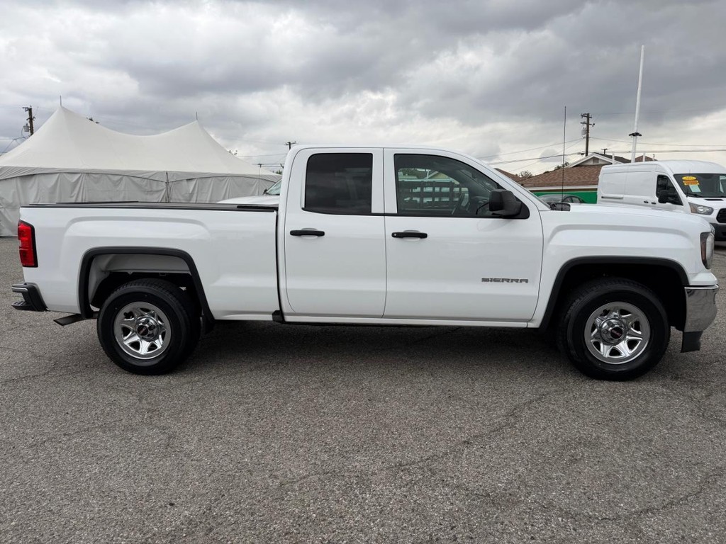 GMC Sierra 1500 Vehicle Full-screen Gallery Image 05