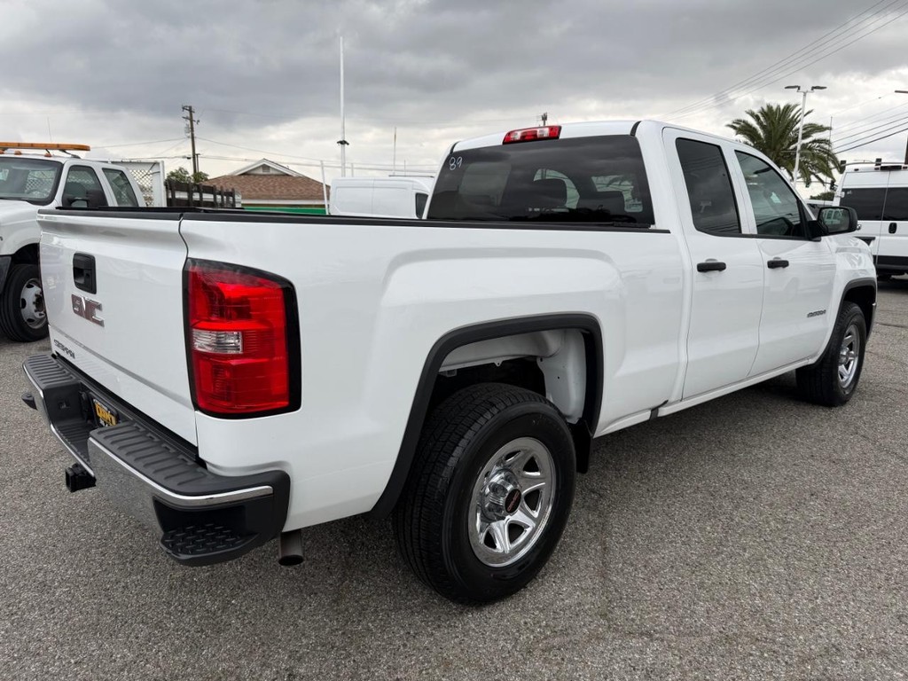 GMC Sierra 1500 Vehicle Full-screen Gallery Image 06