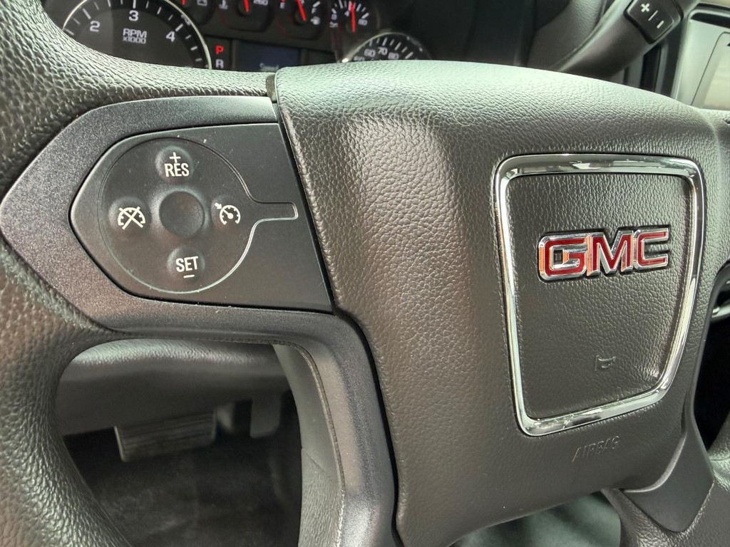 GMC Sierra 1500 Vehicle Full-screen Gallery Image 28