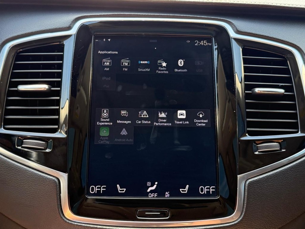 Volvo XC90 Vehicle Full-screen Gallery Image 37