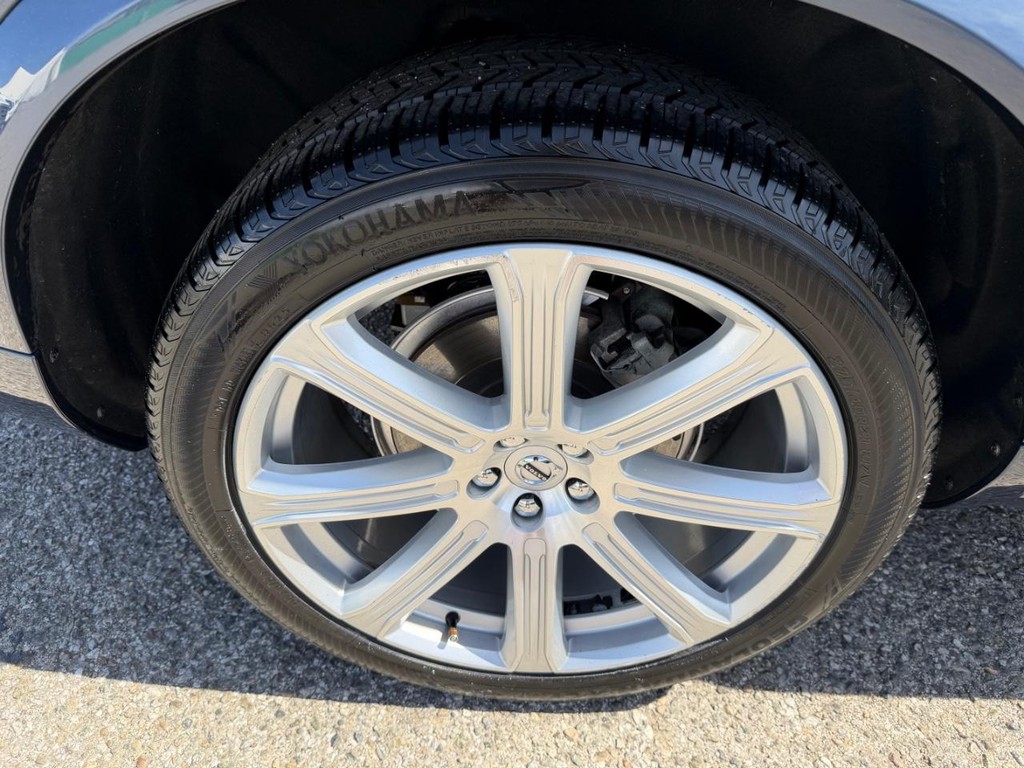 Volvo XC90 Vehicle Full-screen Gallery Image 53