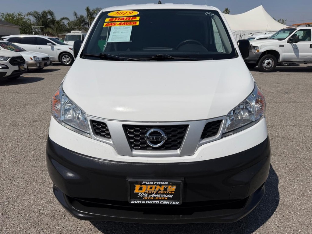 Nissan NV200 Vehicle Full-screen Gallery Image 15