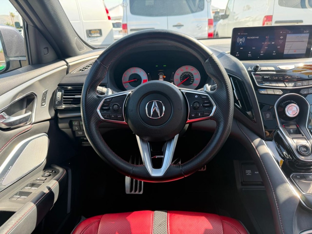 Acura RDX Vehicle Full-screen Gallery Image 27