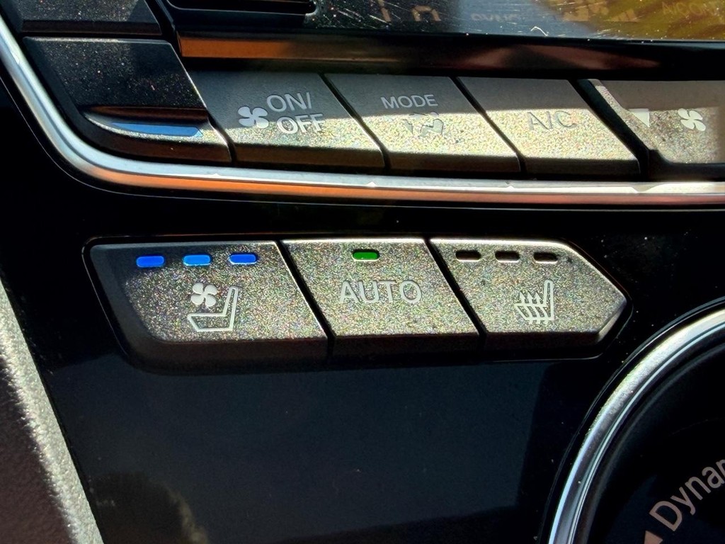 Acura RDX Vehicle Full-screen Gallery Image 37