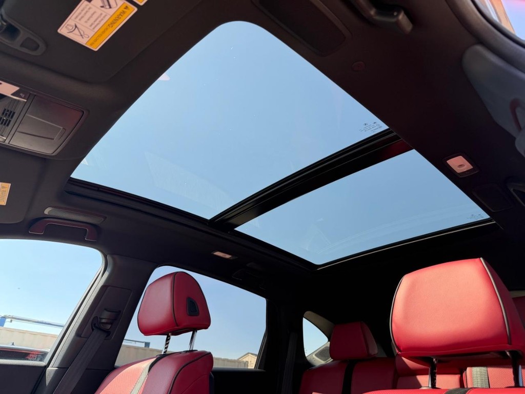 Acura RDX Vehicle Full-screen Gallery Image 45