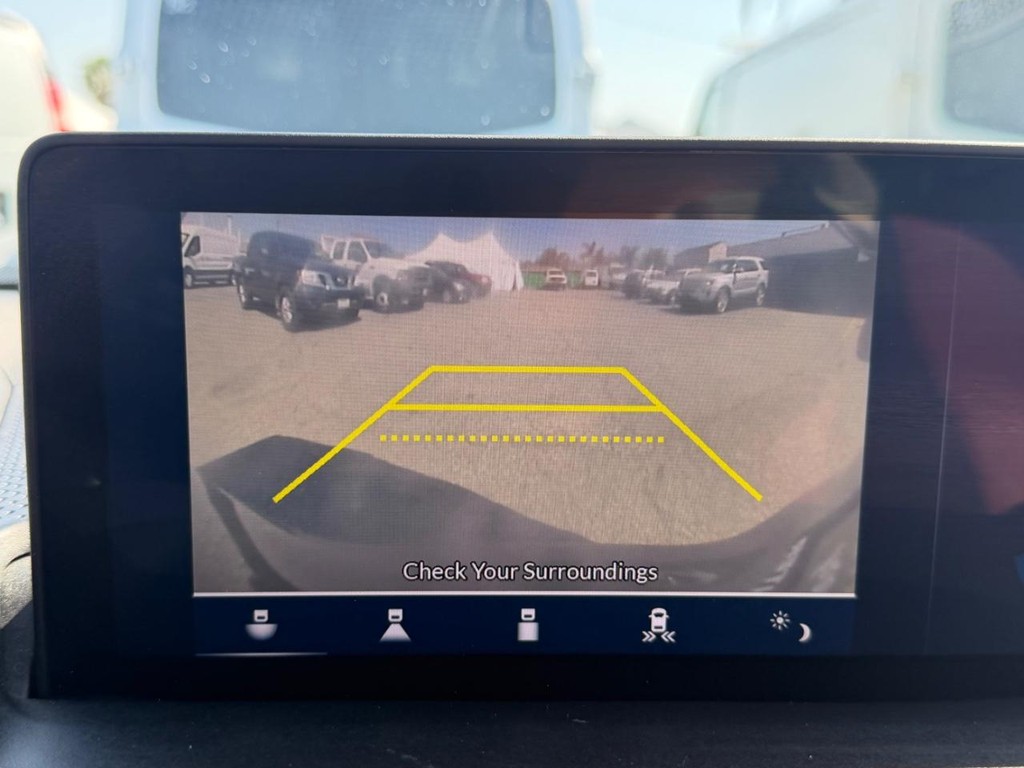 Acura RDX Vehicle Full-screen Gallery Image 52