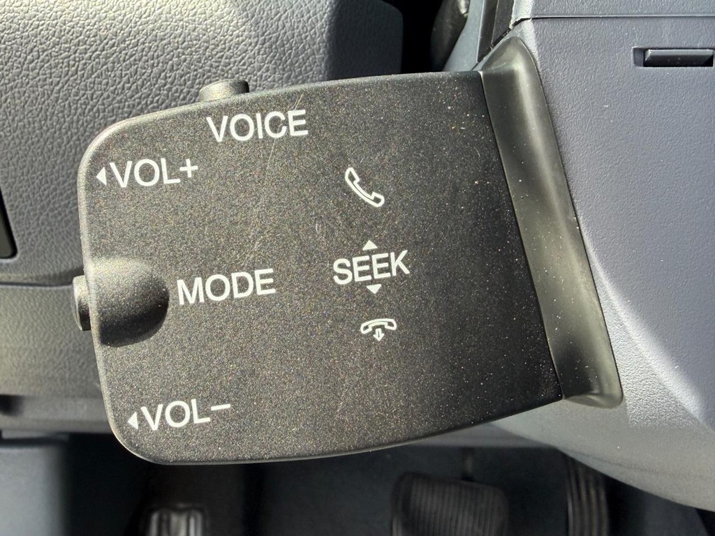 Ford Transit Connect Vehicle Full-screen Gallery Image 40