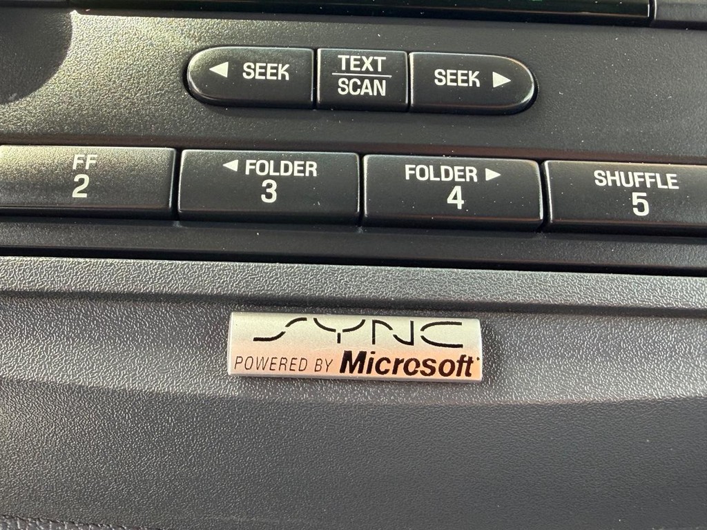 Ford Transit Connect Vehicle Full-screen Gallery Image 43