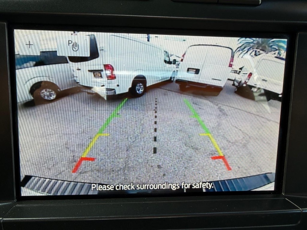 Ford F-150 Vehicle Full-screen Gallery Image 41