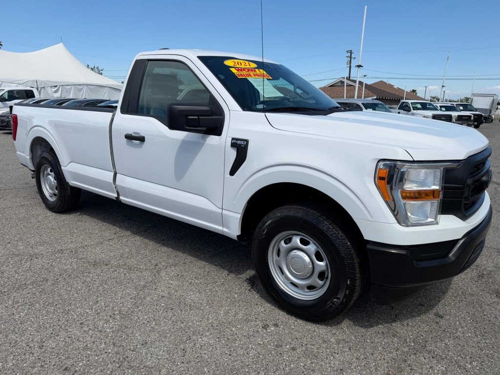 Ford F-150 Vehicle Full-screen Gallery Image 03