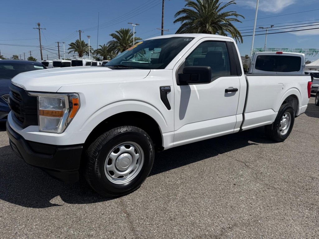 Ford F-150 Vehicle Full-screen Gallery Image 12