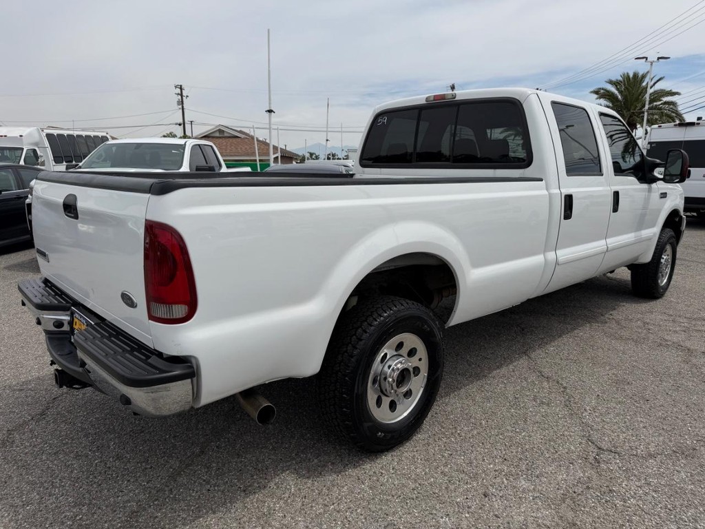 Ford F-250 Vehicle Full-screen Gallery Image 06