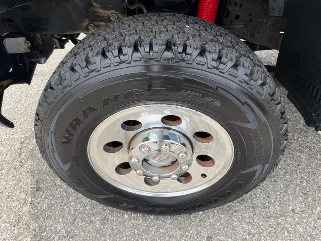 Ford F-250 Vehicle Full-screen Gallery Image 38