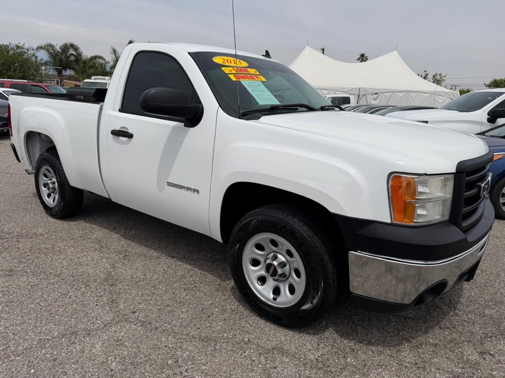 GMC Sierra 1500 Vehicle Full-screen Gallery Image 03