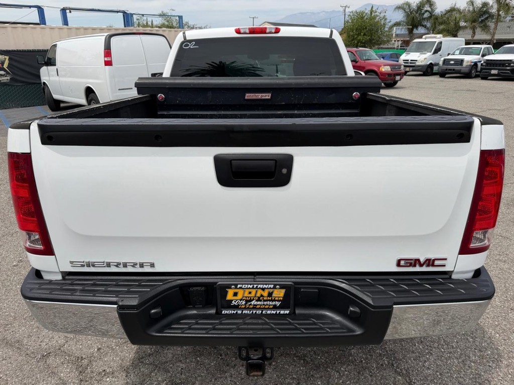 GMC Sierra 1500 Vehicle Full-screen Gallery Image 08