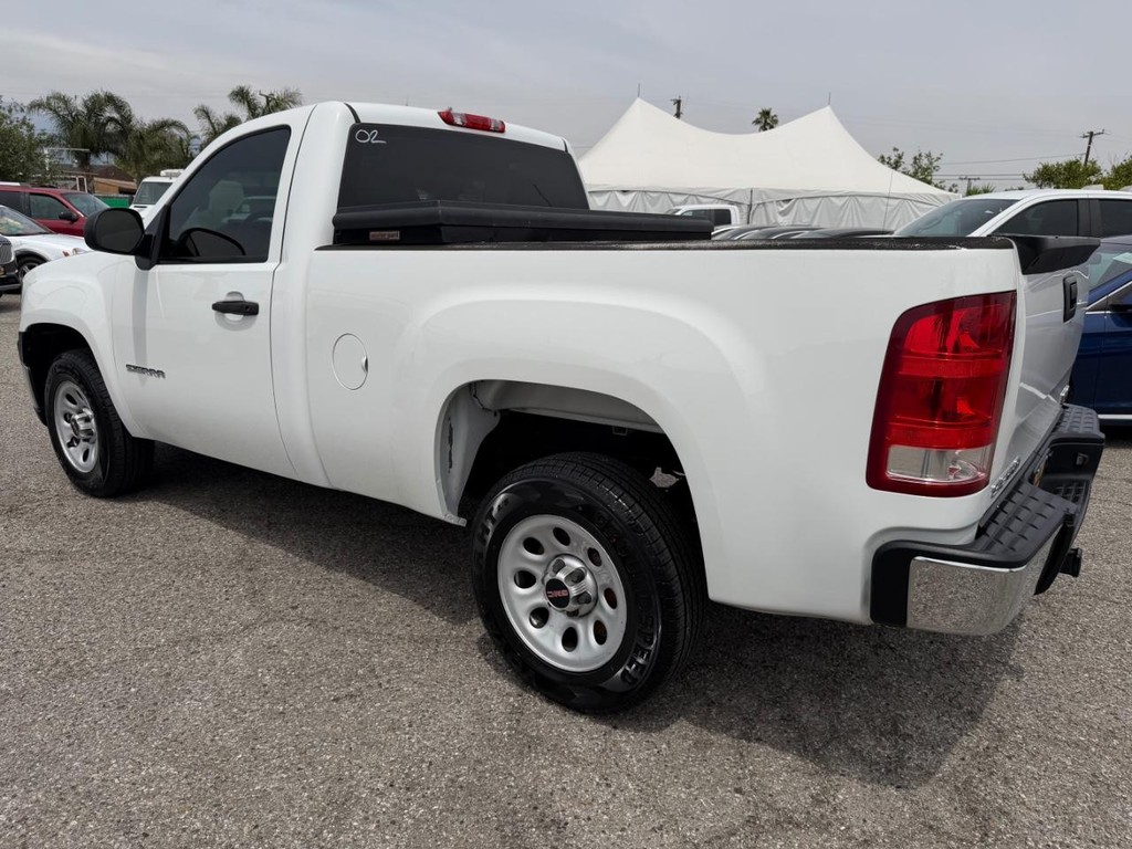 GMC Sierra 1500 Vehicle Full-screen Gallery Image 09