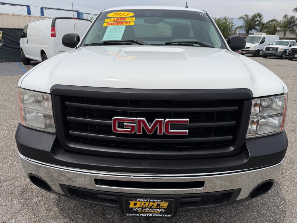 GMC Sierra 1500 Vehicle Full-screen Gallery Image 14