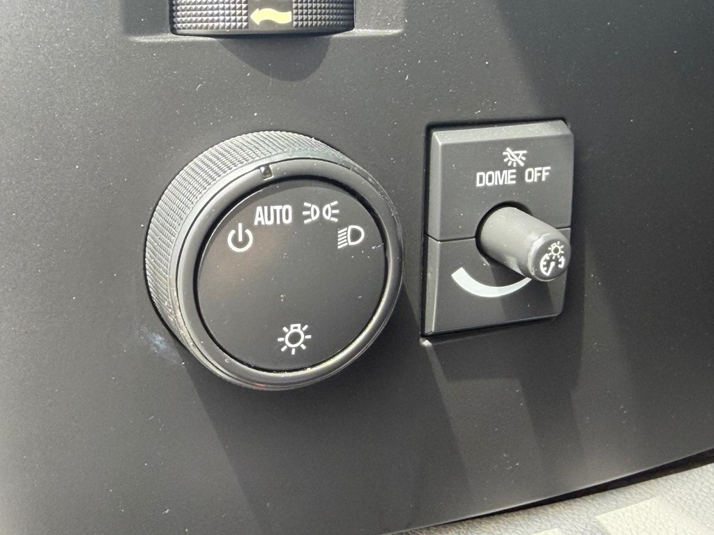 GMC Sierra 1500 Vehicle Full-screen Gallery Image 27