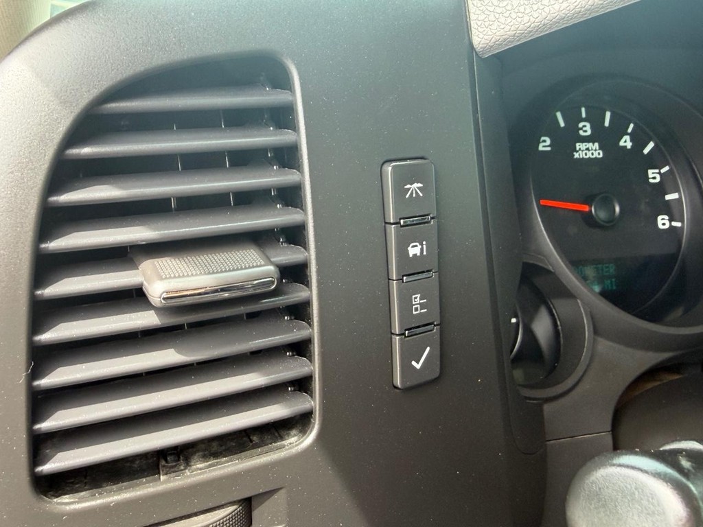 GMC Sierra 1500 Vehicle Full-screen Gallery Image 30