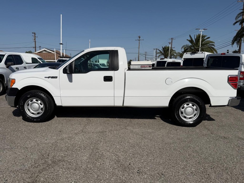 Ford F-150 Vehicle Full-screen Gallery Image 11