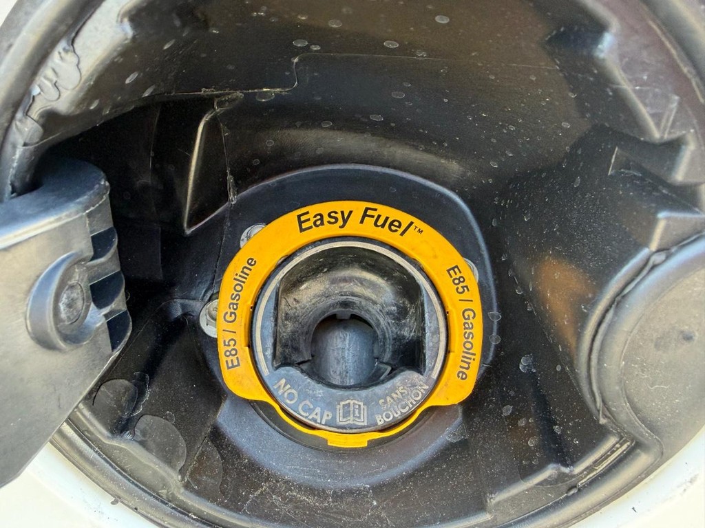 Ford F-150 Vehicle Full-screen Gallery Image 34