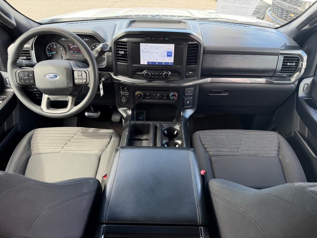 Ford F-150 Vehicle Full-screen Gallery Image 29