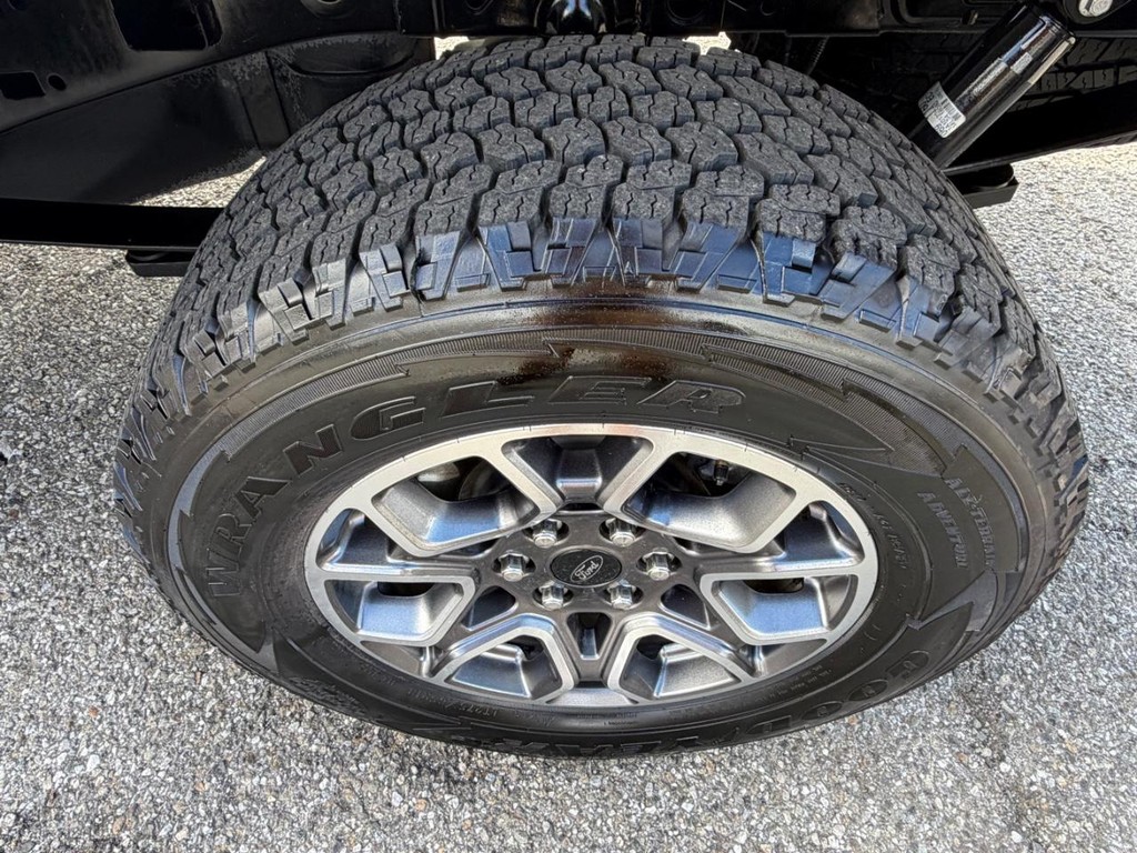 Ford F-150 Vehicle Full-screen Gallery Image 50