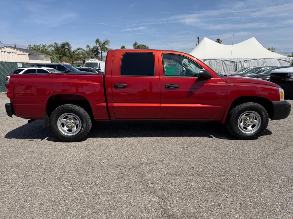 Dodge Dakota Vehicle Full-screen Gallery Image 08