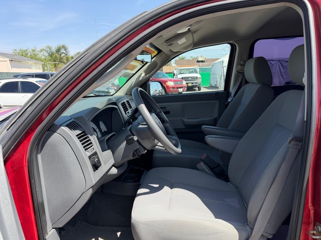 Dodge Dakota Vehicle Full-screen Gallery Image 20