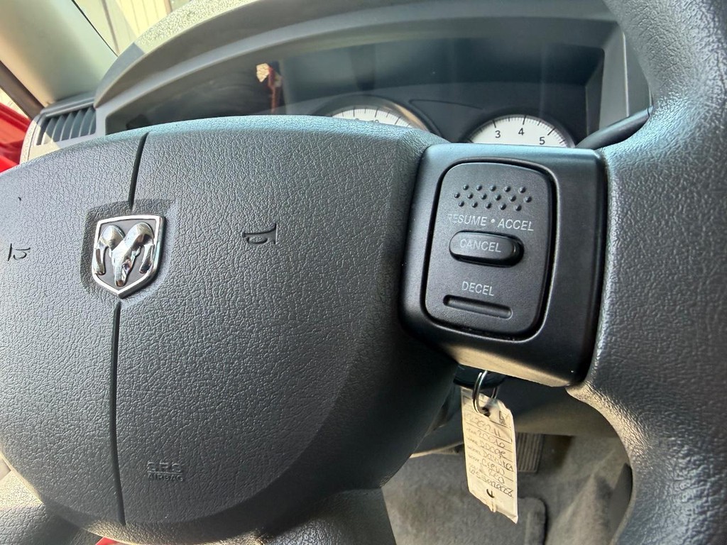 Dodge Dakota Vehicle Full-screen Gallery Image 37