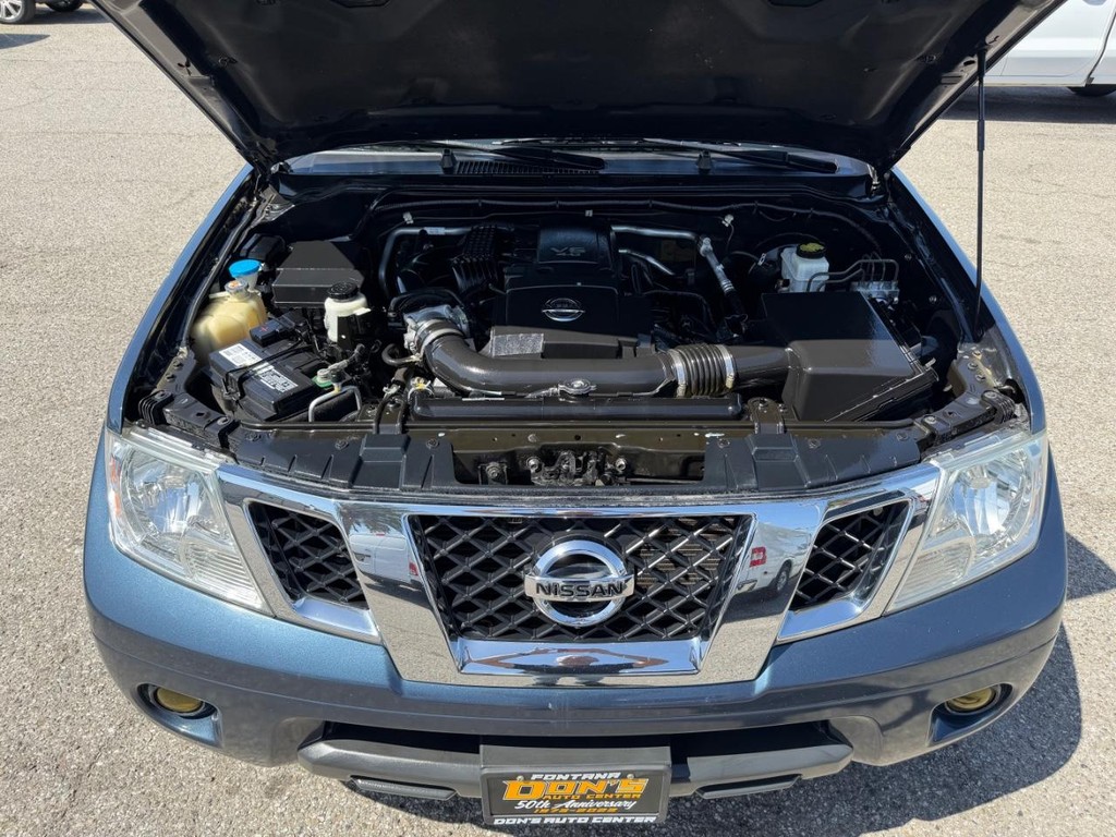 Nissan Frontier Vehicle Full-screen Gallery Image 43